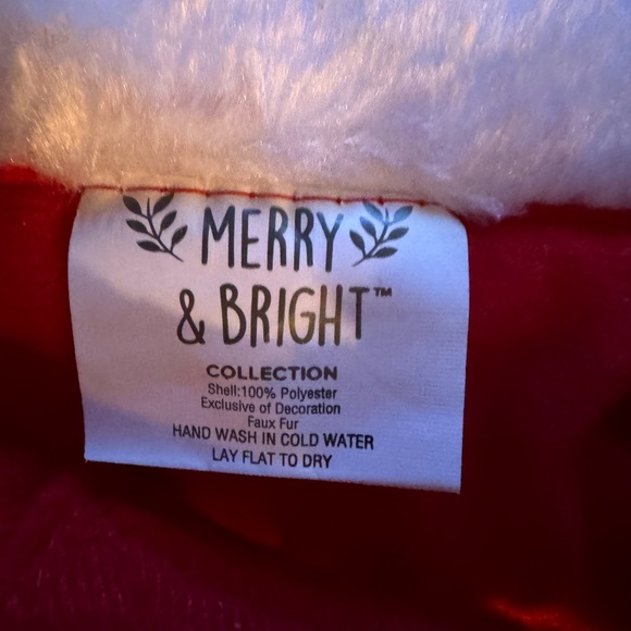 NWT Dog Costume Christmas Mrs. Claus Red White Rhinestones Bling Size Medium - Picture 6 of 7